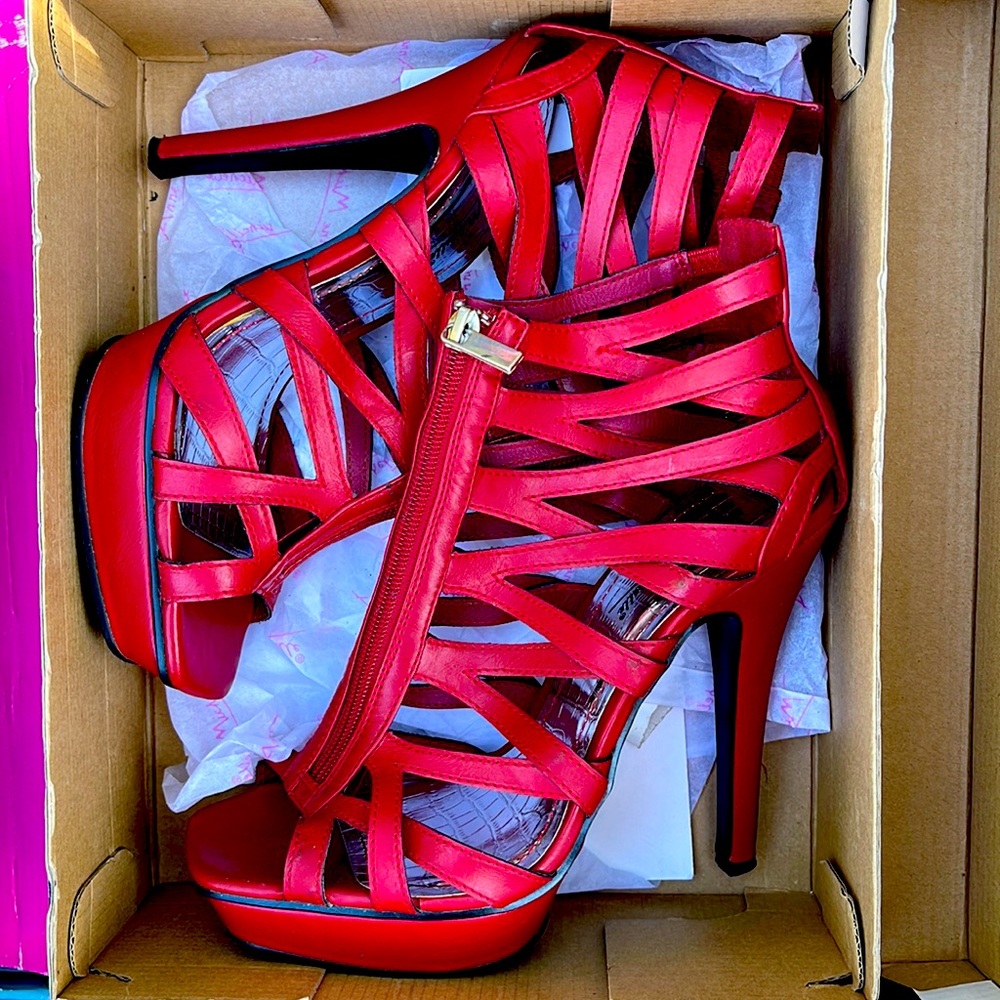 Anne Michelle- Red Strap Heels